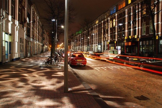 Rudolf TEUNISSEN, Broken Light (2011). Atjehstraat Rotterdam (The Netherlands)